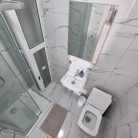 Bright 2-bedroom Near Promenade & Sliema Ferry To Valletta 아파트 그지라