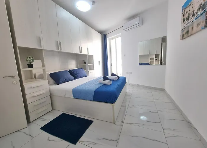 Bright 2-bedroom Near Promenade & Sliema Ferry To Valletta Apartament