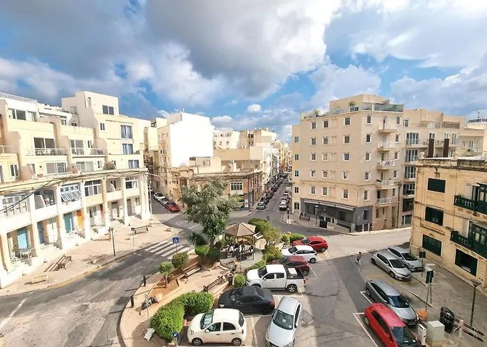 Bright 2-bedroom Near Promenade & Sliema Ferry To Valletta Apartment Gzira