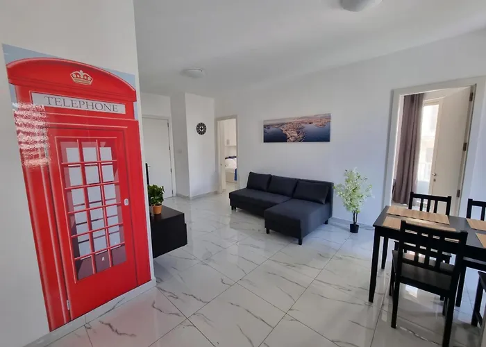 Bright 2-bedroom Near Promenade & Sliema Ferry To Valletta