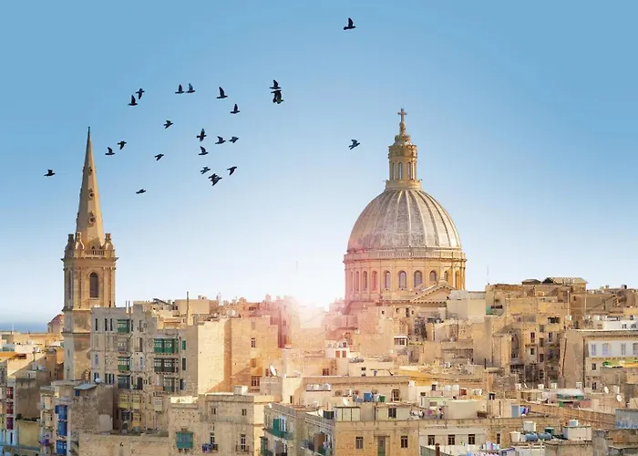 Apartment Bright 2-bedroom Near Promenade & Sliema Ferry To Valletta